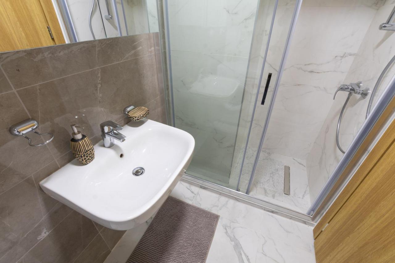 Modern ǀ 1 Bedroom ǀ Wifi Üsküp Dış mekan fotoğraf